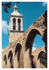En 1990, après reconstruction du clocher